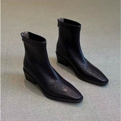 打版中尖头复古弹力瘦瘦靴通勤气质后拉链粗跟短靴女显瘦黑色靴子