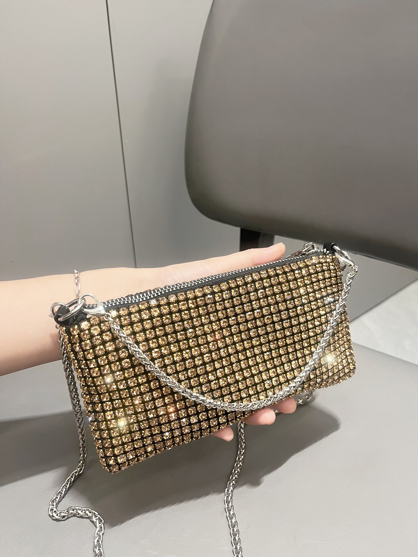 Bolsas de mujer transfronterizas europeas y estadounidenses cadenas de diamante brillante bolsas de teléfono móvil bolsas de hombro bolsas de mano bolsas de cena