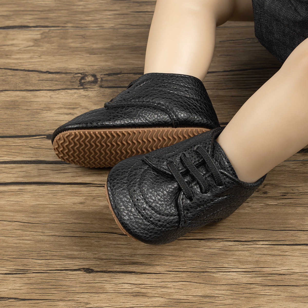 黑色 上脚 (1).jpg