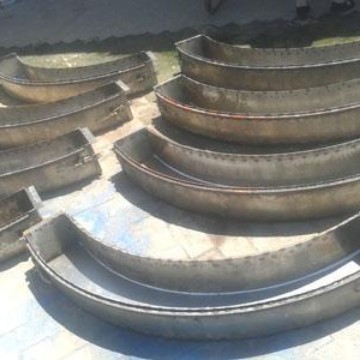 赫润供应高速公路铁路拱形骨架护坡模具 拱形骨架护坡钢模具厂家