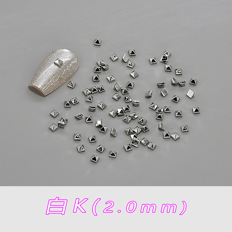 화이트 K2.0mm - 메탈 뾰족 사각 J116