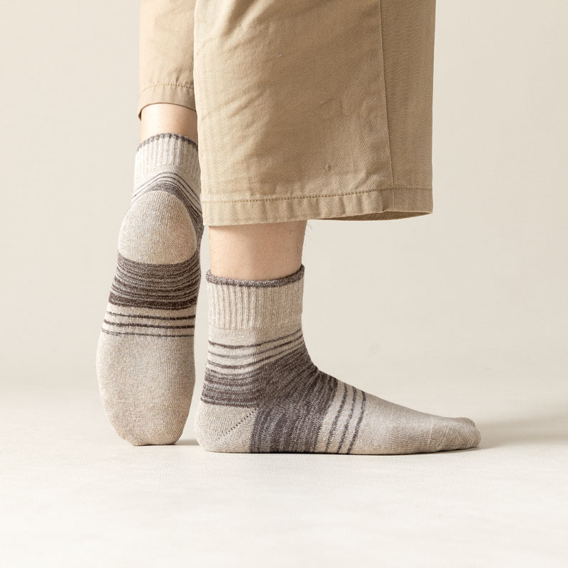 Chaussettes de sport mi-mollet tendance en coton 2025D pour homme, nouvelle collection automne-hiver, dégradées, pour course à pied et plein air_voghion.com