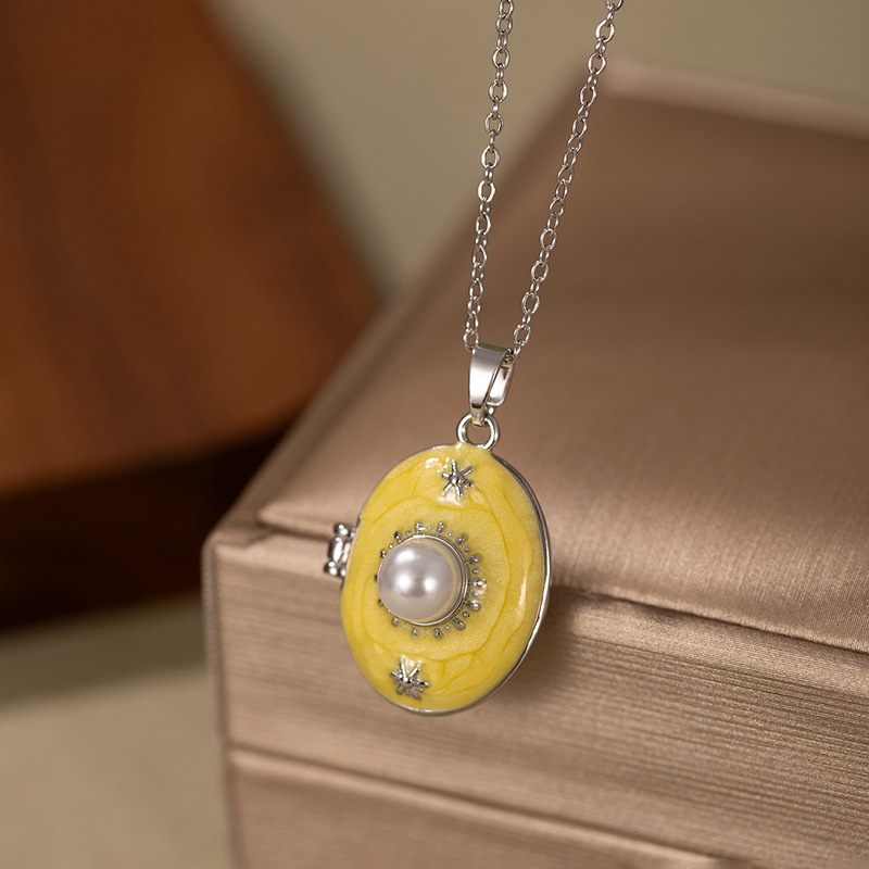 타원형 브랜드 진주 목걸이-옐로우
