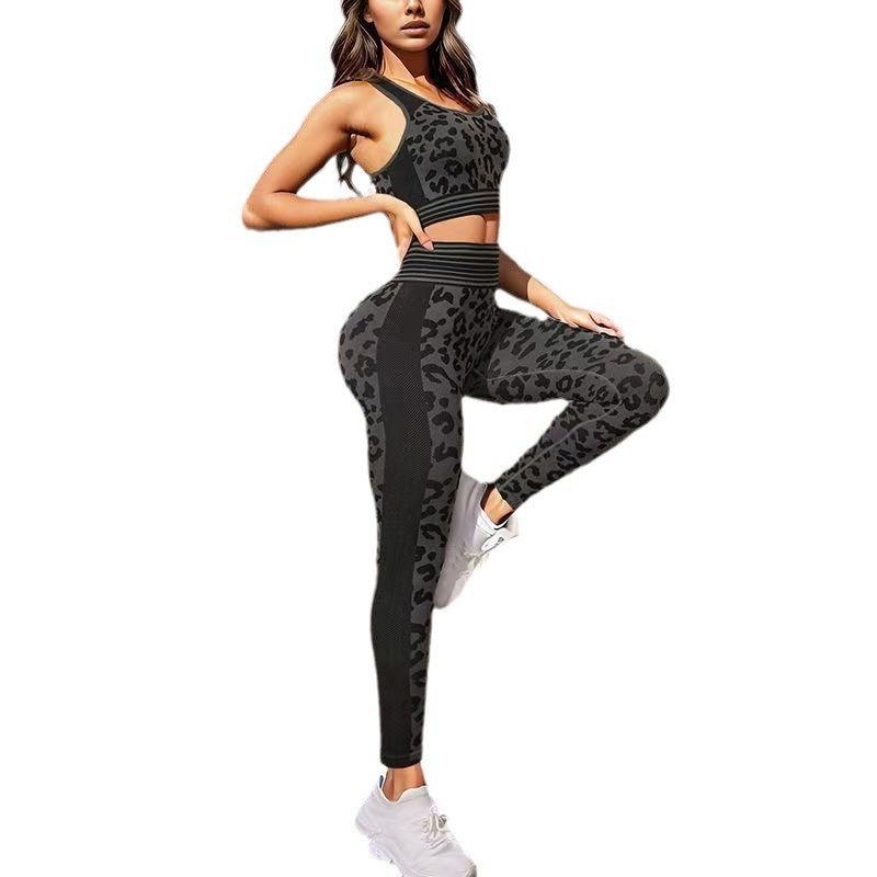 Europa y los Estados Unidos leopardo I-shaped espalda hermoso sujetador de fitness sin costura tejido transpirable alta elástica correr ajuste conjunto de yoga