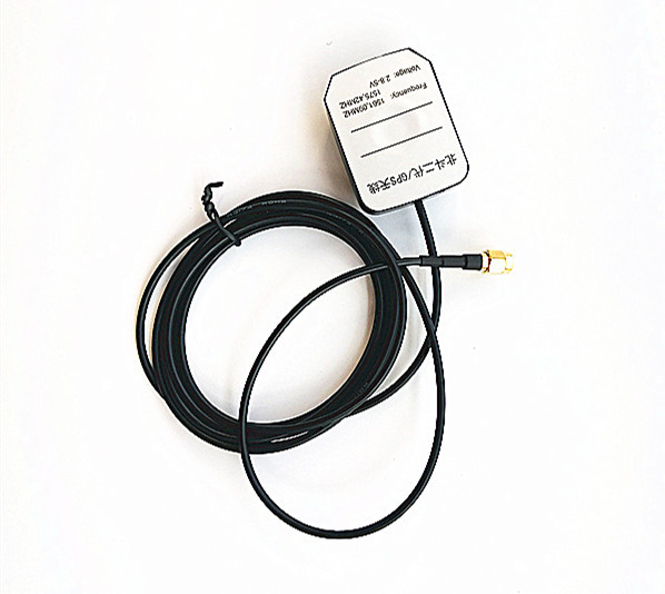 대형 트럭용 BEIDOU 듀얼 모드 운전 레코더 BEIDOU GPS 위성 포지셔닝 안테나 GPRS 통신 안테나