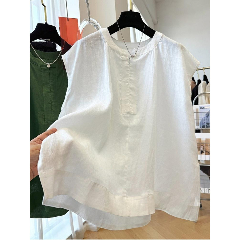 Summer elegant thin shirt with a round collar