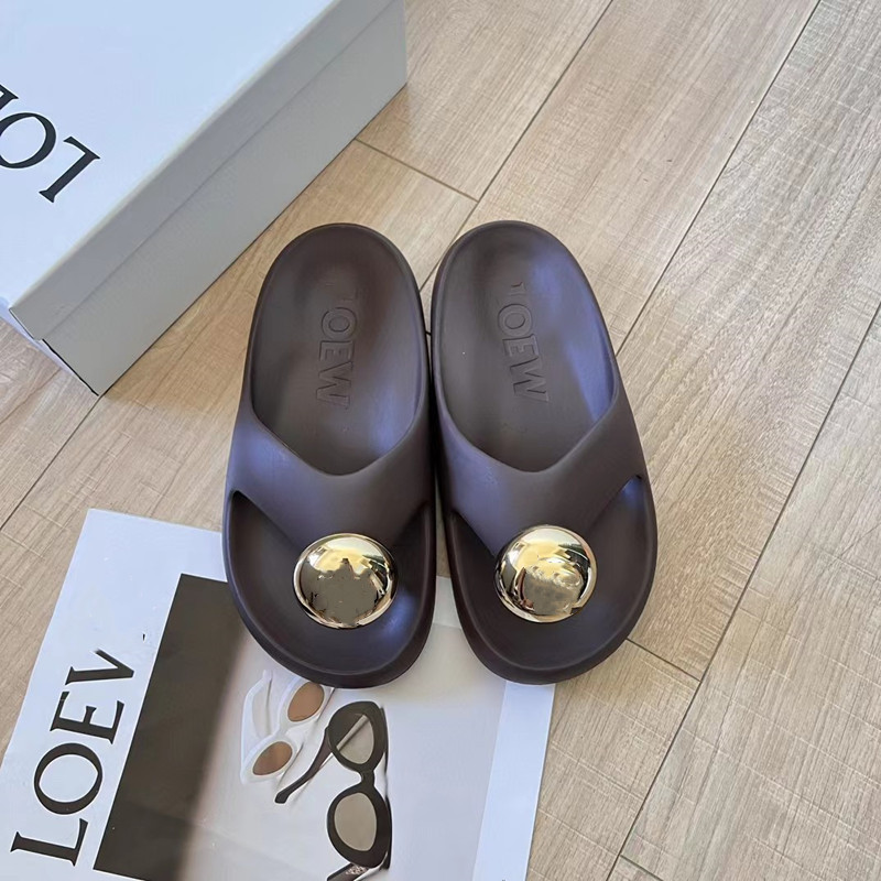 Thick-Soled Thong Outer Wear Cloud Slippers for Women 2025 Summer New Style Comfortable Flats-Soled Vacation Beach Flip-Flops Trendy Thick-Soled Thong Outer Wear Cloud Slippers for Women 2025 Summer New Style Comfortable Flats-Soled Vacation Beach Flip-Flops Trendy