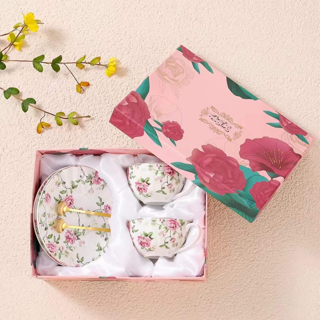 Gran por mayor taza de café europea para mujeres pequeñas lujosas caseras simples elegantes lindas pequeñas frescas tazas de té de cerámica plato