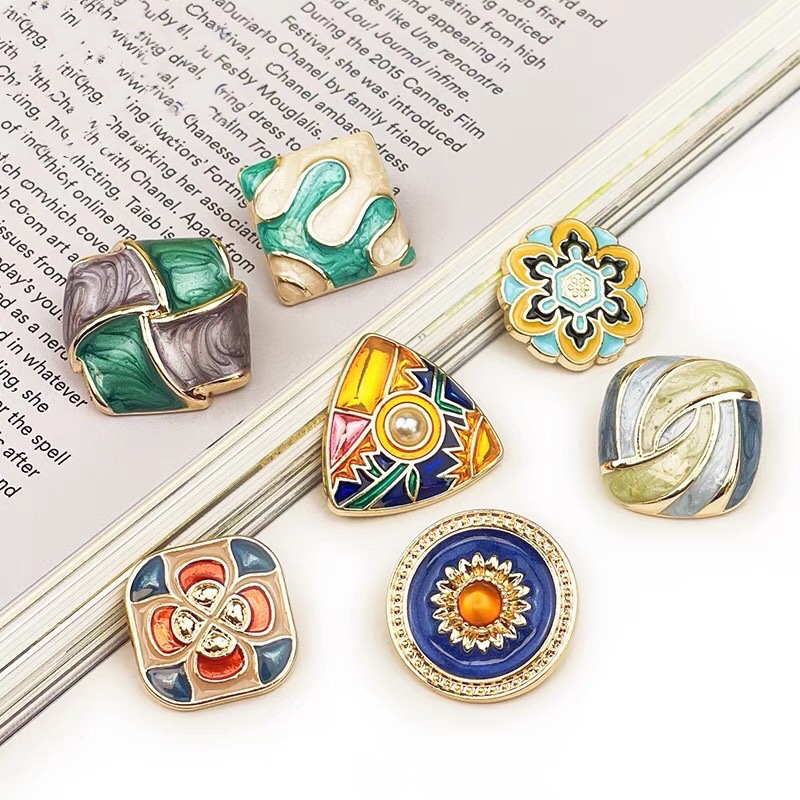 Retro -Bubanrok wind irregular metal buttons enamel color drops…