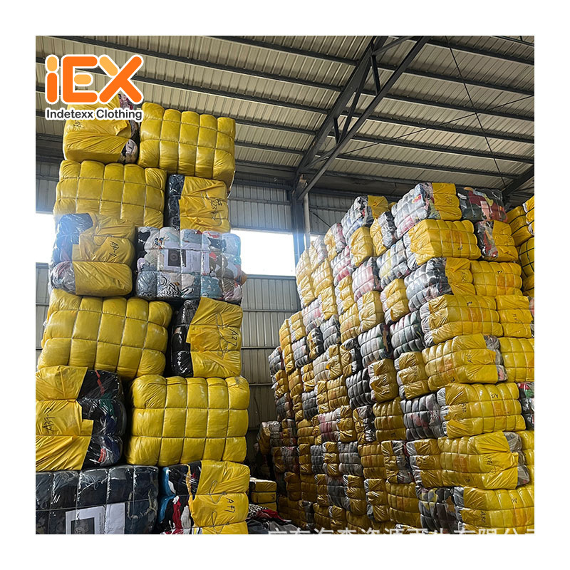 Old Clothes, Old Shoes, Old Bags, Full Cabinet, Factory Direct Shipment, Second-Hand Clothing Full Cabinet Export to the Philippines and Indonesia Old Clothes, Old Shoes, Old Bags, Full Cabinet, Factory Direct Shipment, Second-Hand Clothing Full Cabinet Export to the Philippines and Indonesia
