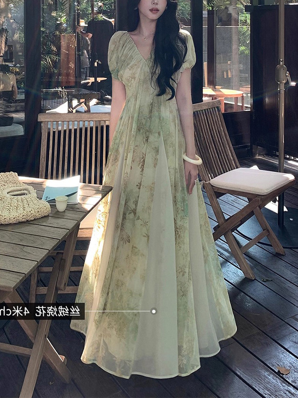 Fairy-Like Green Short-Sleeved Waist-Cinching Tulle Dress for Women in Summer, Beautiful V Neck Velvet Waist-Cinching Long Skirt