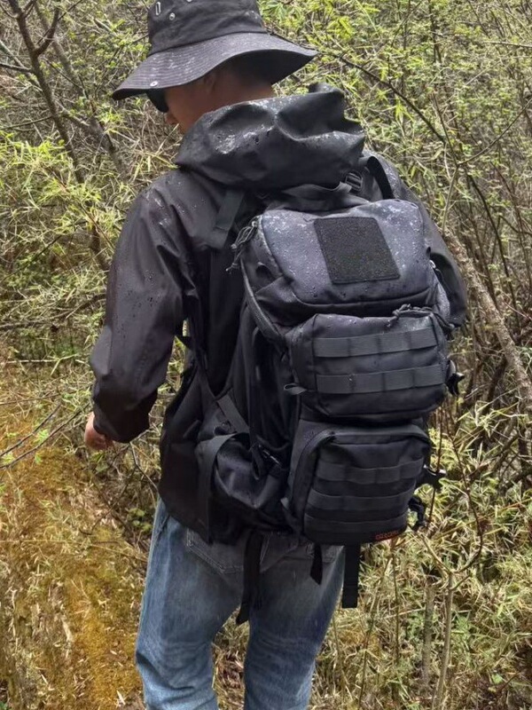 30L アウトドア タクティカル バックパック 山岳用 チェンジオング（青島老王工場長） 男女兼用 アウトドア バックパック 登山用バッグ ハイキング用|undefined