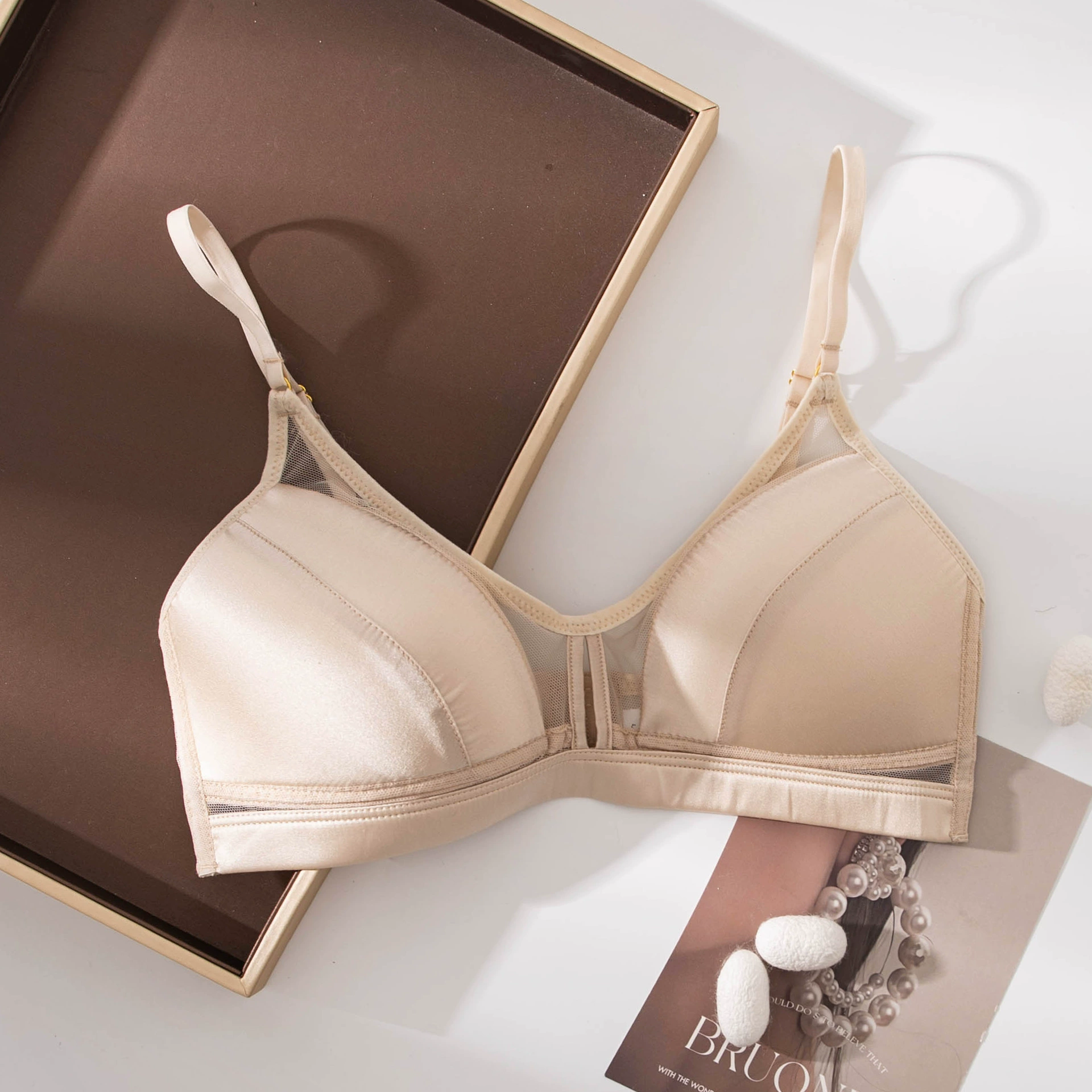 Silk sexy comfortable underwear, retro thin breathable colored wireless bra