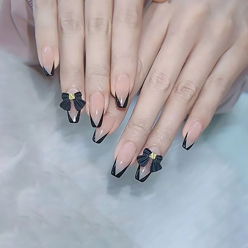 Fake nails