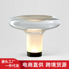 ポストモダンシンプルクリエイティブ電気スタンド北欧デザイナー別荘ホテルサンプルプレート間リビングルーム寝室装飾ベッドサイドランプ