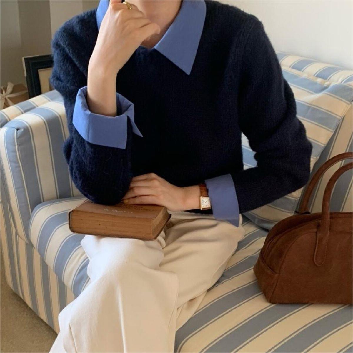 韓国系の偽のシャツの襟のセーターの女性の秋冬の新型の中で怠惰な風が色の襟のニットの上着の女性にぶつかります。