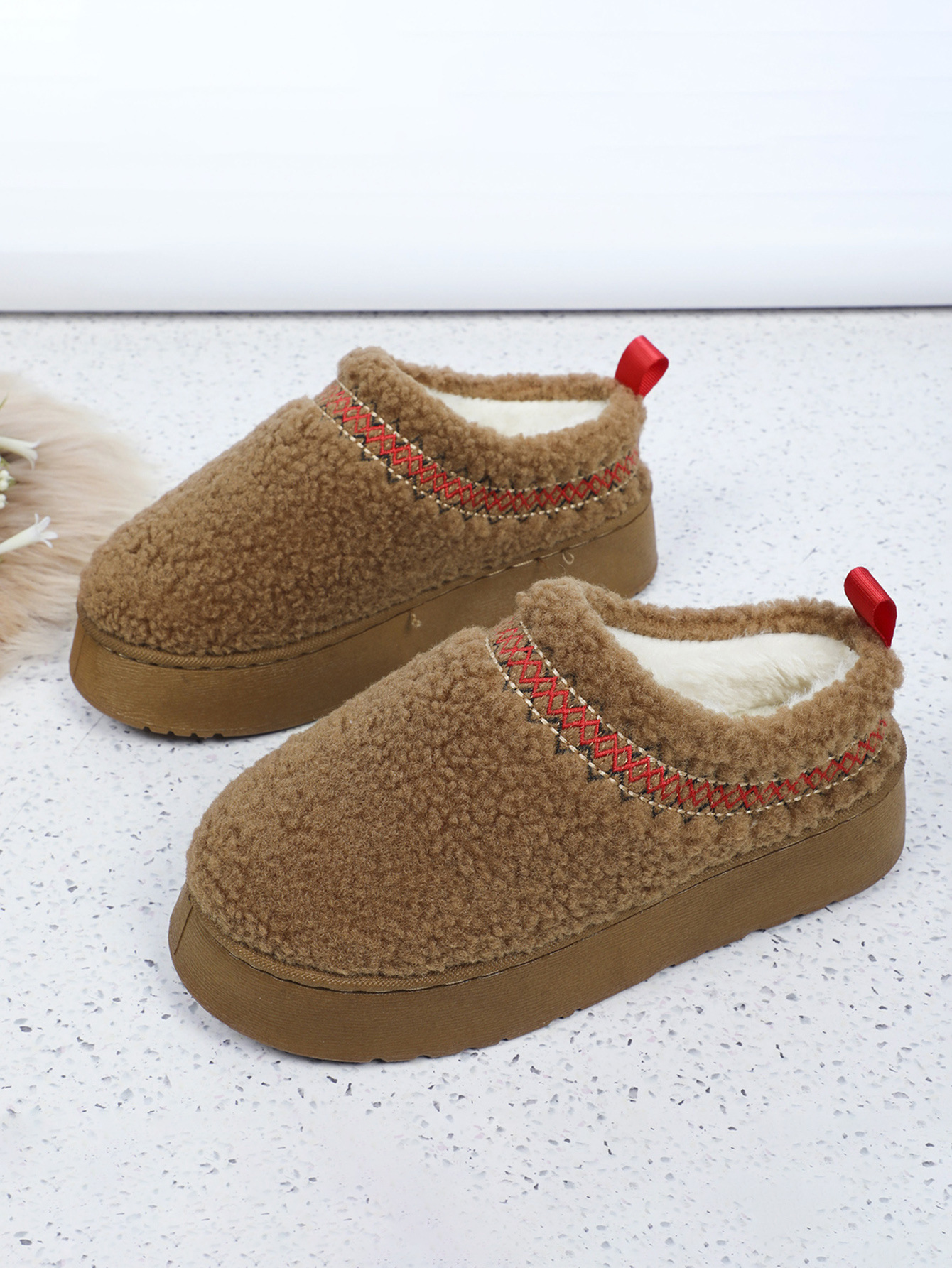 Autumn and winter new women's half tow cotton shoes light and comfortable warm thick sole half tow cotton shoes_voghion.com