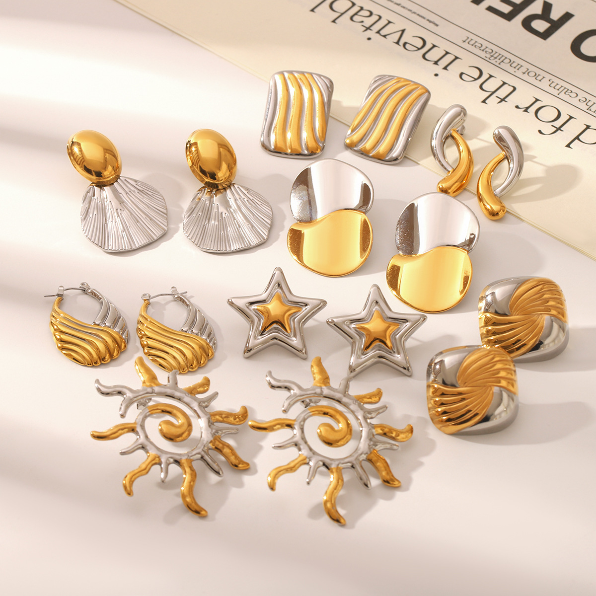 1 Pair Quantity 1 Pair Classic Style Irregular Geometric Sun Mixed Metal Plating 304 Stainless Steel 18K Gold Plated Ear Studs