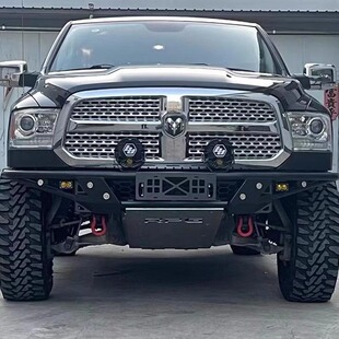 �m��13-18����湫��RAM1500��ܛ_ɳǰ���L��̖ԽҰǰ�o�ܷ�ײ��