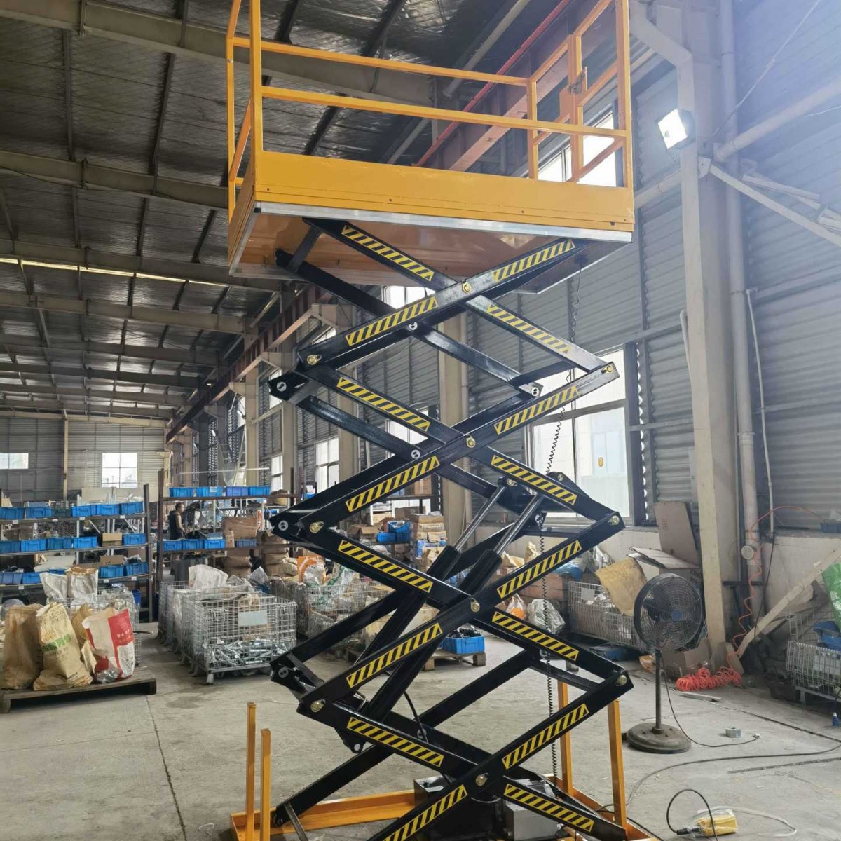森嘉固定剪叉式升降机 大吨位货物举升机 工厂仓库上货升降平台
