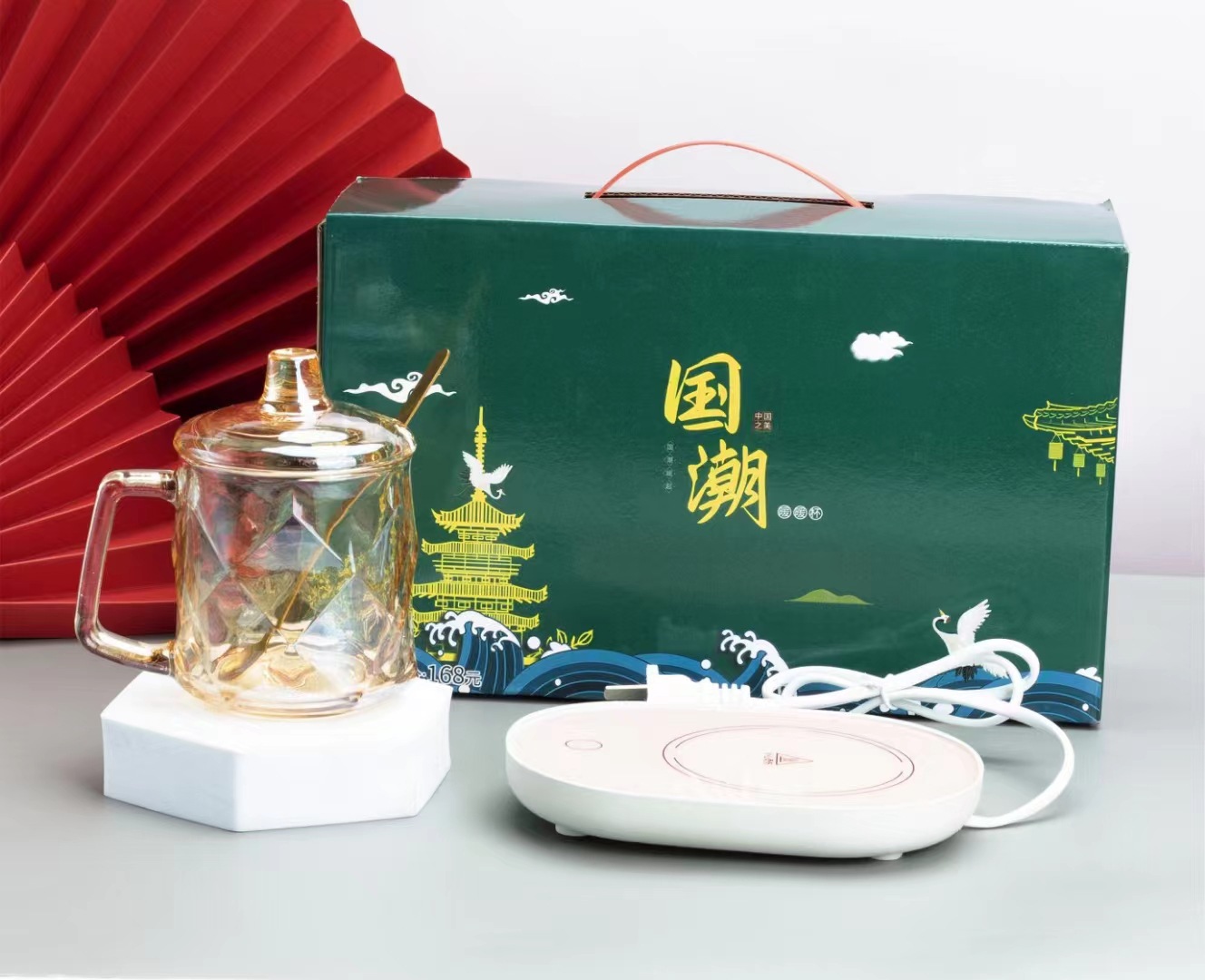 Vidrio taza caliente color en caja resistente al calor a prueba de explosiones aislamiento térmico calefacción posavasos alto valor de color 55 grados fábrica en stock taza de temperatura constante