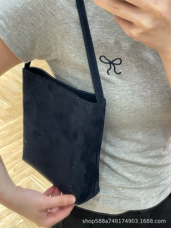 复古红色磨砂麂皮包包女百搭小众手提包单肩斜挎包水桶包手拎小包|undefined