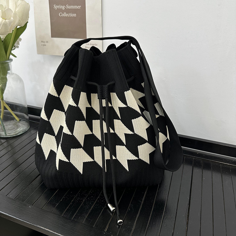 Nuevo bolso de cubo con cordón, bolso de punto, bolso de mano casual de gran capacidad, tablero de ajedrez, bolso tejido de moda de doble clavija