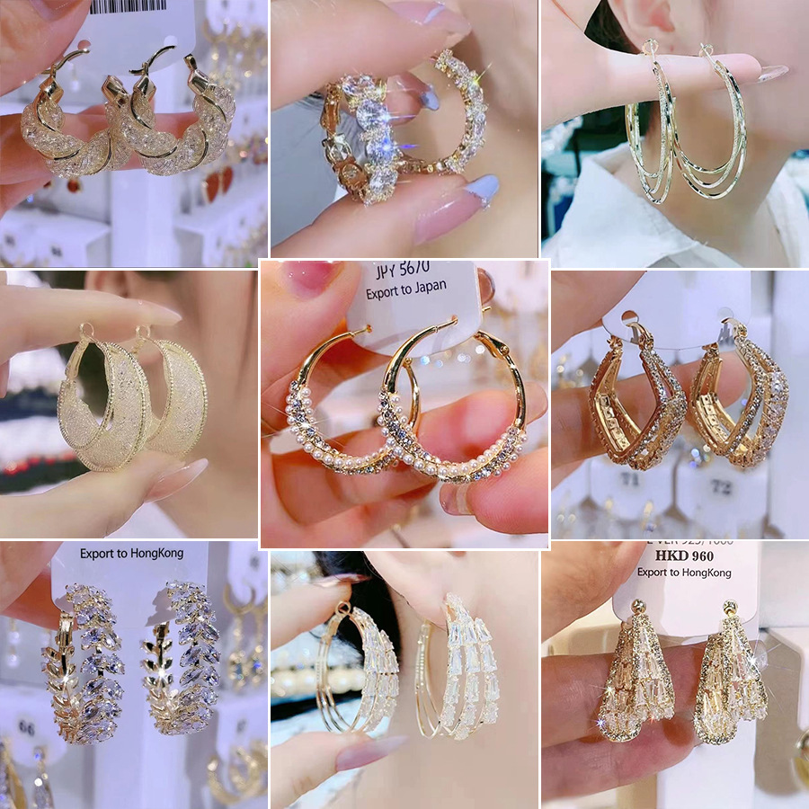 2023 New Temperament Fashion Hoop Earrings Western Style High-end Crystal Earrings Light Luxury Unique Versatile Ear Accessories