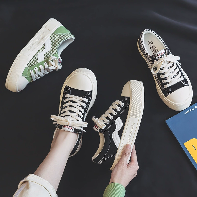 В наличии Весна и Осень Новые подходящие по цвету повседневные универсальные низкие парусиновые туфли производители отправляют Uber Zhengli H932