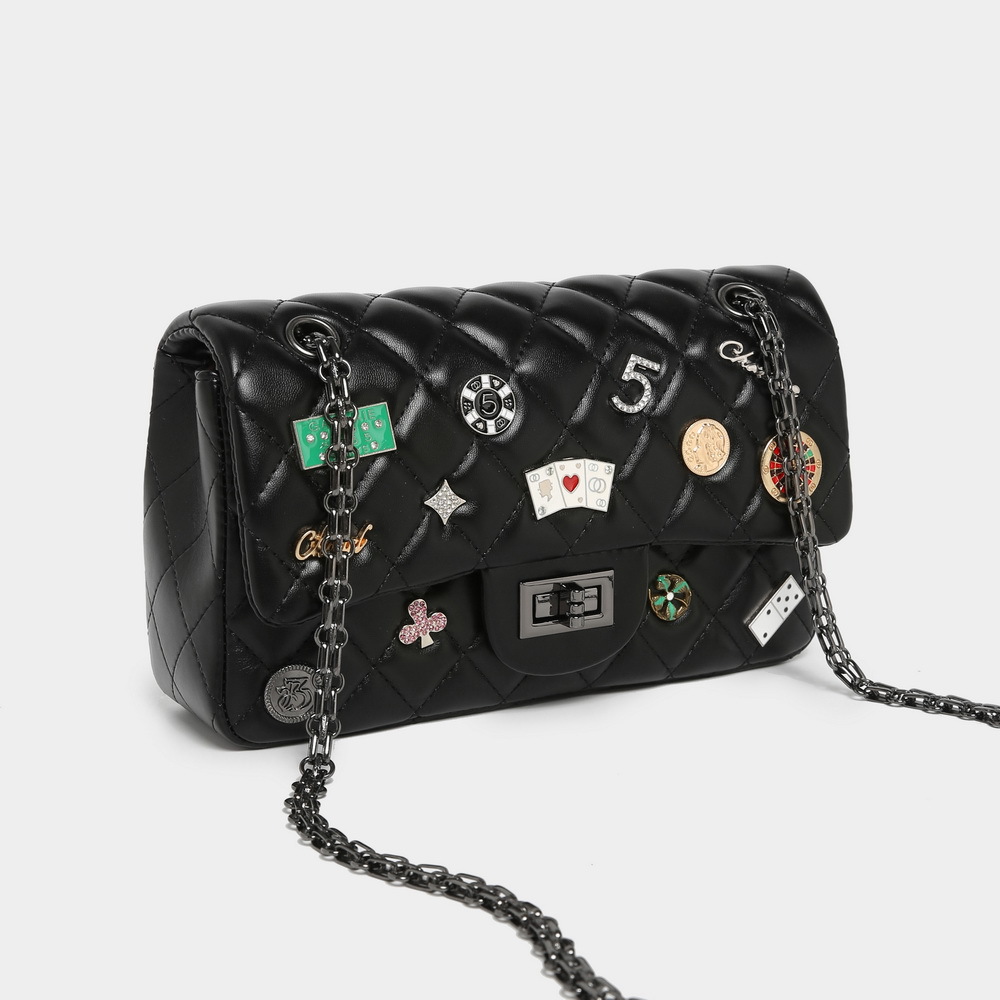 Bolso pequeño con cadena de diamantes para mujer, bandolera de hombro con insignia de letra personalizada a la moda, estilo fragancia, primavera 2025