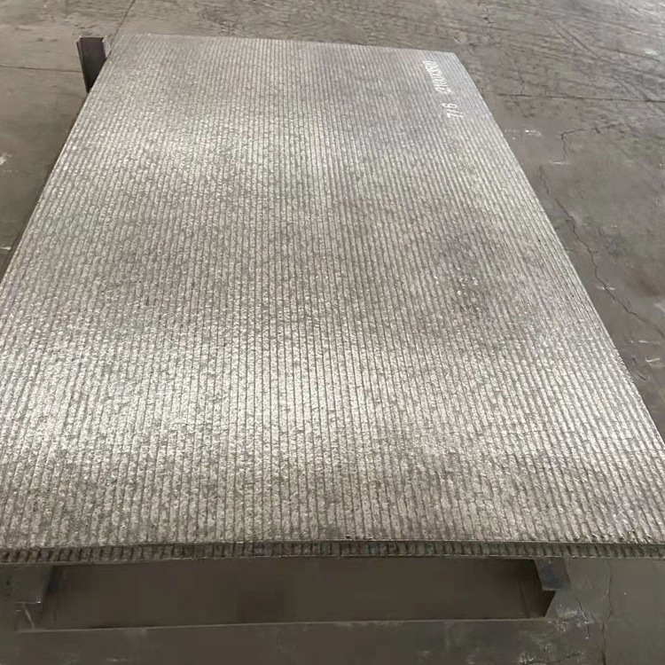 按图纸切割销售复合耐磨钢板 堆焊板 堆焊耐磨板现货6+6