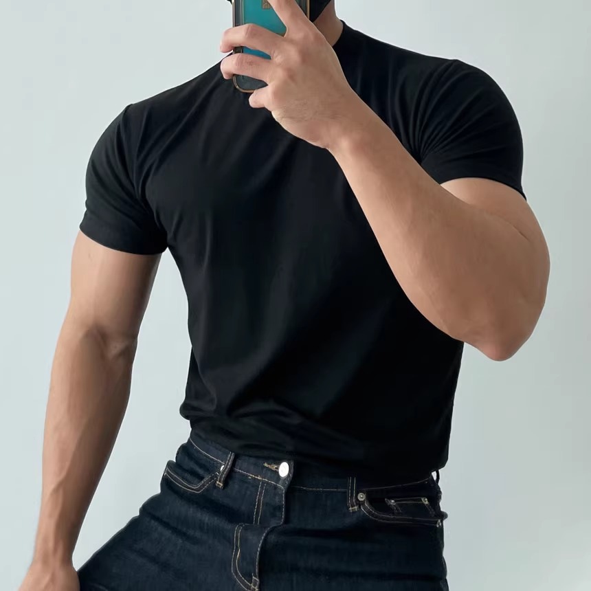 T-shirt uomo slim fit in cotone stile dapper per ufficio serata_voghion.com