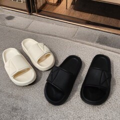 新しいメンズ厚底スリッパ、男性と女性の夏のアウトドアサンダル、家庭用ソフトソール