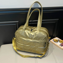 跨境代发新款大容量防水羽绒棉服手提包女士旅行包随身携带行李袋