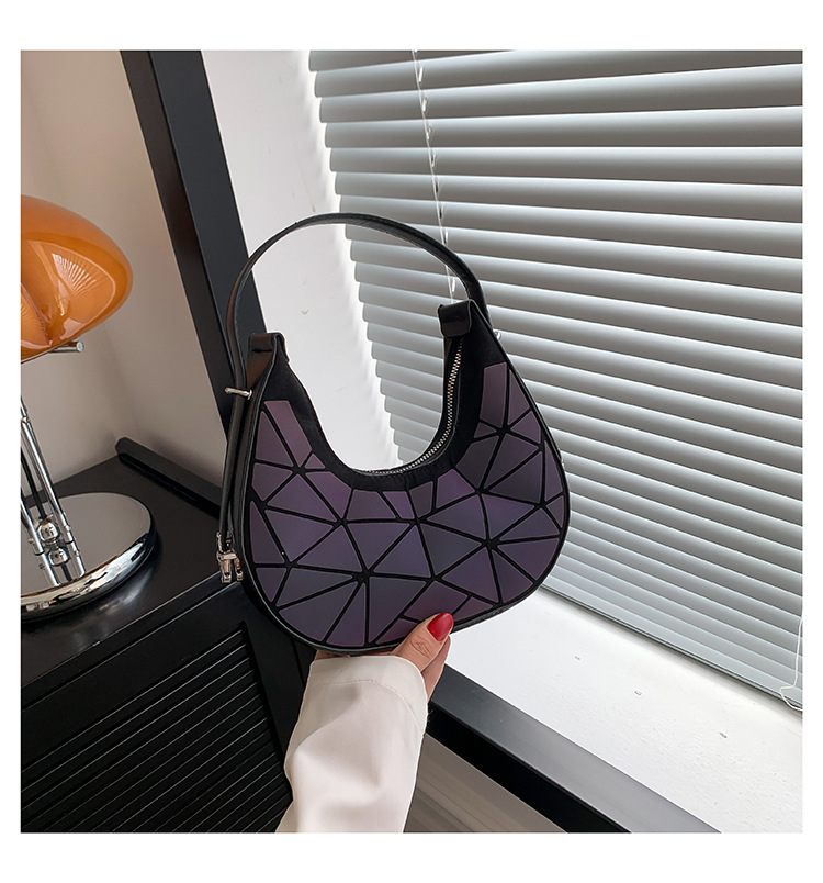 Geometric Armpit Bag For Women Versatile Trendy Shoulder Handbag_voghion.com
