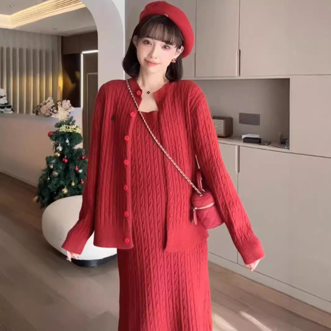 マタニティウェア2025秋冬スリムフィットクラシック刺繍入りツイストデザインミドル丈ワンピース2点セット赤とグレー