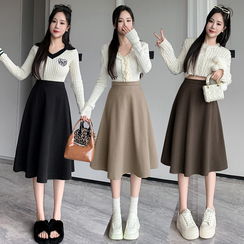 Long woolen autumn fashionable pleated skirt