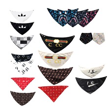 可调节宠物围巾狗狗三角巾潮牌口水巾雪纳瑞法斗围兜猫咪围脖批发