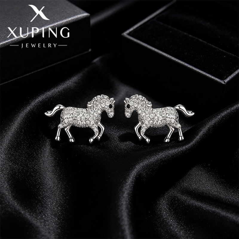 Xuping estilo incrustado joyas artificiales pequeñas orejas de aleación de cobre chapado blanco lindo elegante temperamento auriculares zodiacal