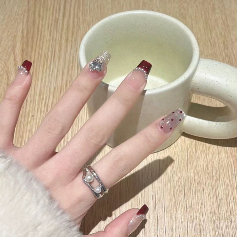 2024 New Nail Art Wear Armor ins wine red Pearl Cat's Eye Flash Short Ladder False Nail 2024 New Nail Art Wear Armor ins wine red Pearl Cat's Eye Flash Short Ladder False Nail