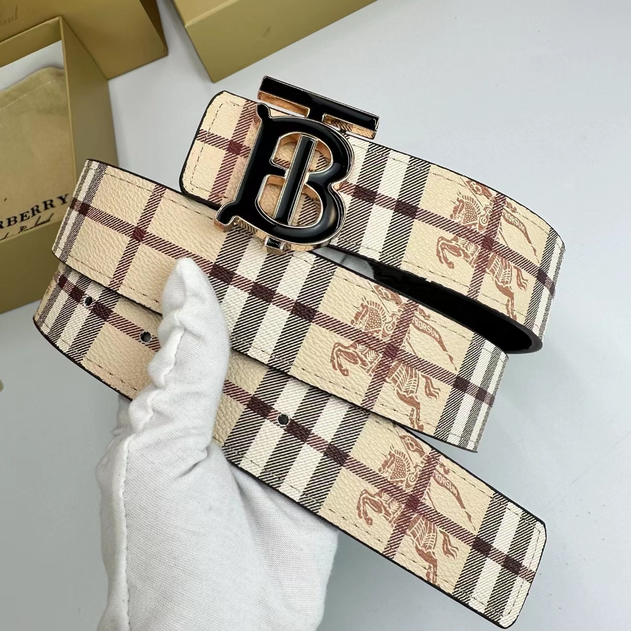 thumbnail for New horse leisure men&#039;s belt letter TB simple fashion double-sided belt men manufacturers wholesale