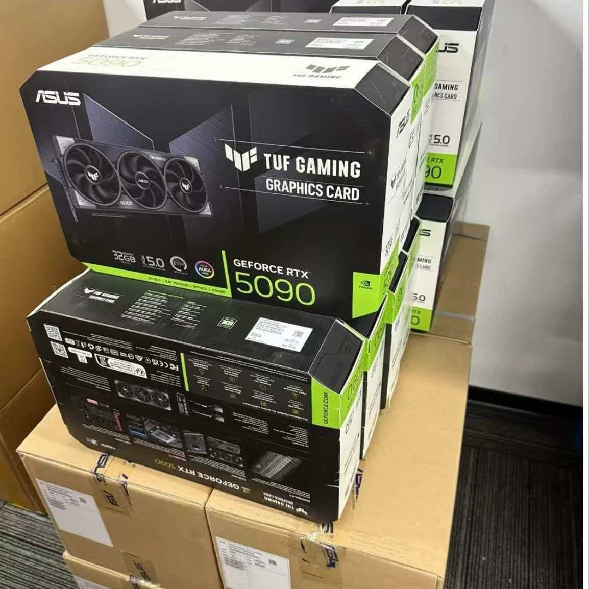 Видеокарта RTX5090 (ASUS/Gigabyte/Zotac/Colorful), розничная упаковка от разных поставщиков