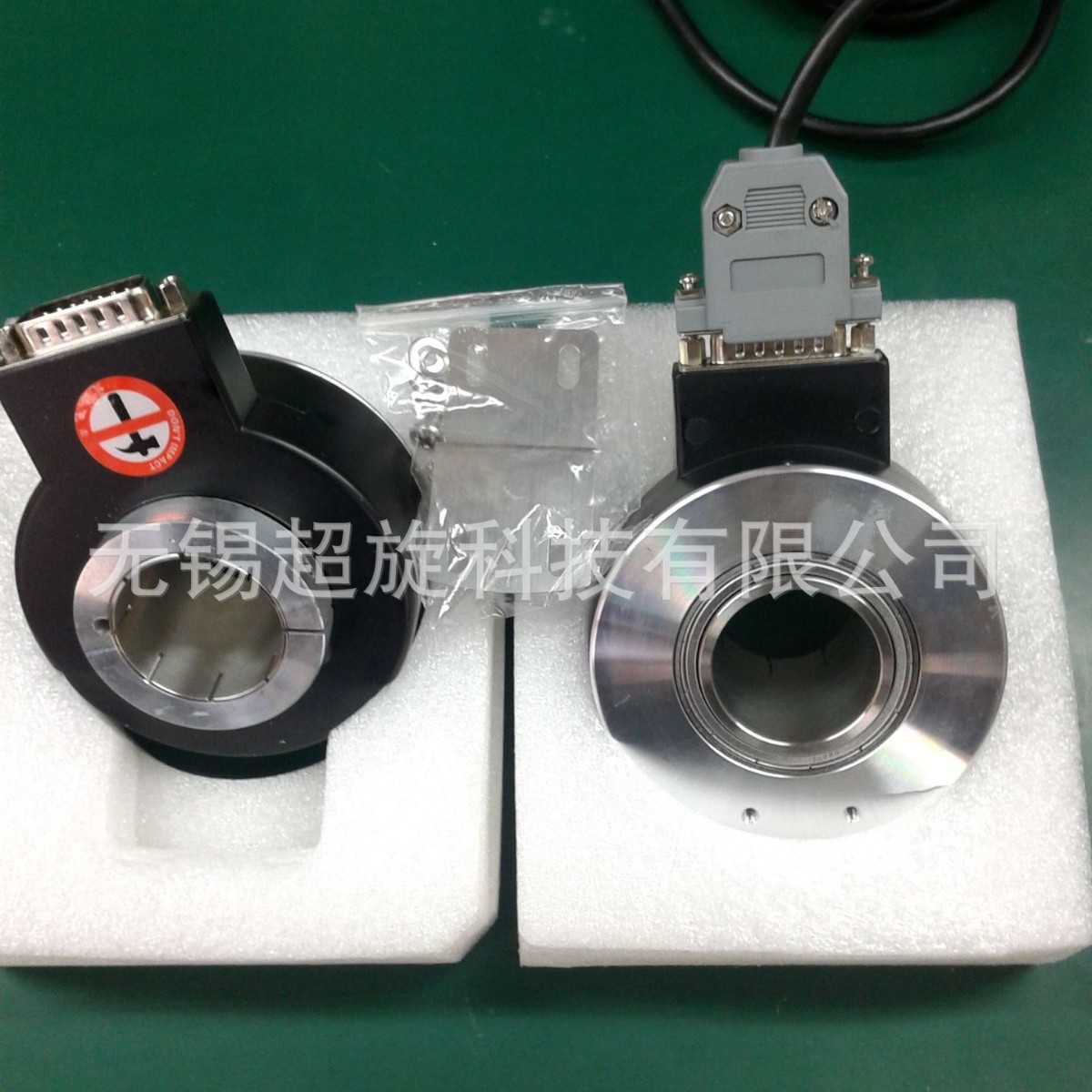 CHT80旋转编码器E80H30-1024-3-T-24电机编码器纺织机械编码器