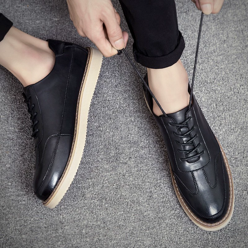 Весенняя повседневная кожаная обувь, трендовая дышащая мужская официальная обувь с острым носком, черная британская Мужская обувь с высокой талией