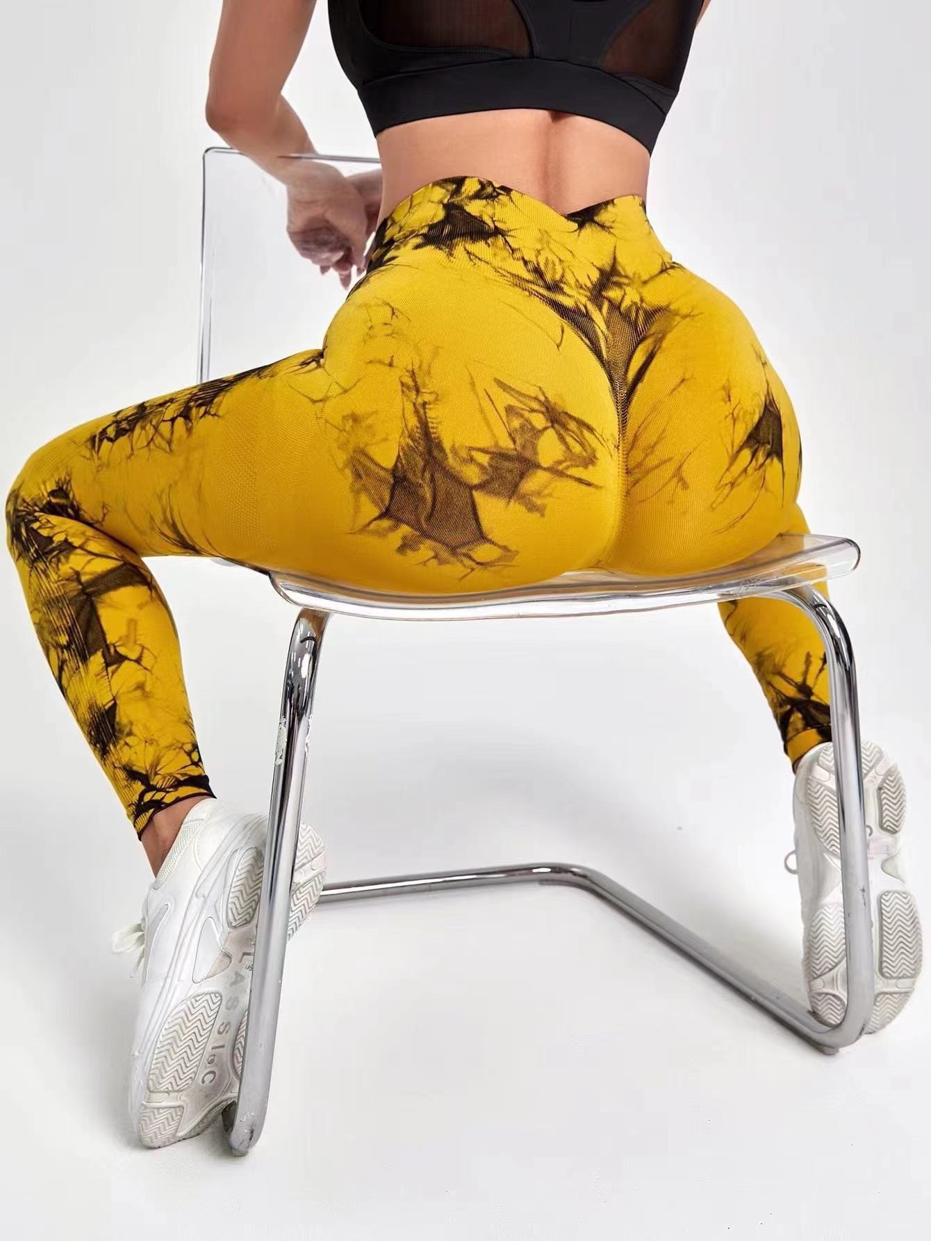 Europa y los Estados Unidos transfronterizos atados teñidos pantalones de acondicionamiento femeninos sin costuras desnudos de miel caderas cintura alta caderas se pueden usar pantalones deportivos de fitness