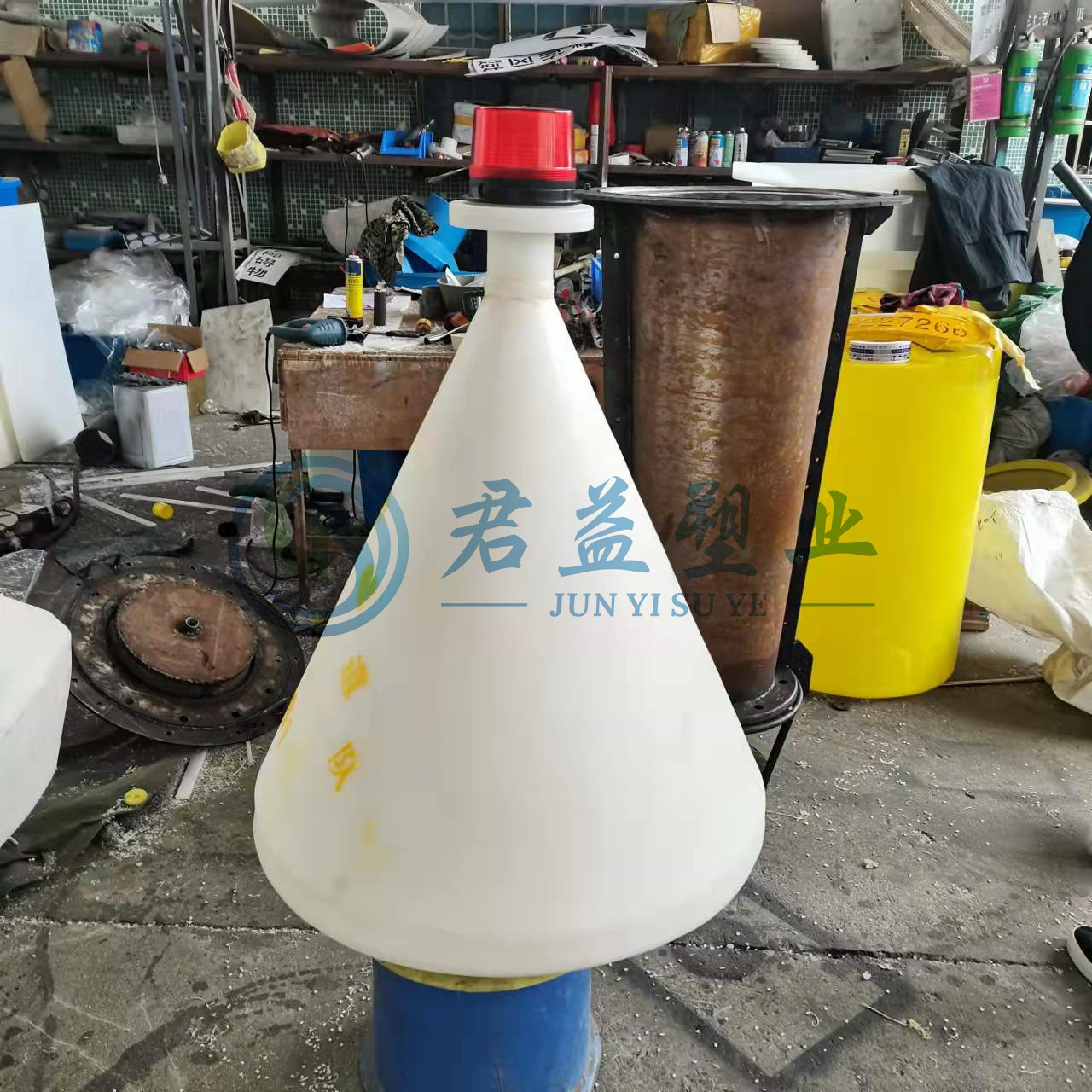 海上航标厂家 700*900带灯航道位置标记PE浮标