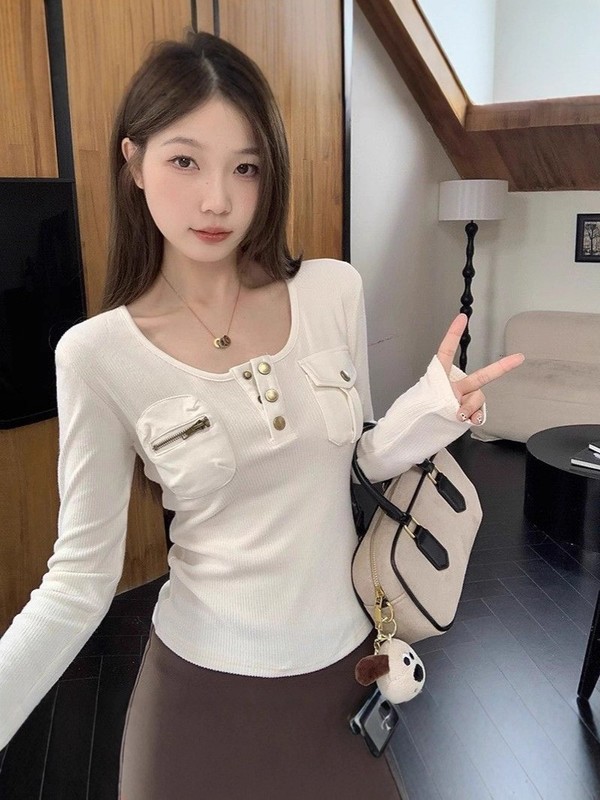 韩版v领金属扣拉链口袋设计打底衫长袖女酷辣美式修身锁骨短上衣|undefined