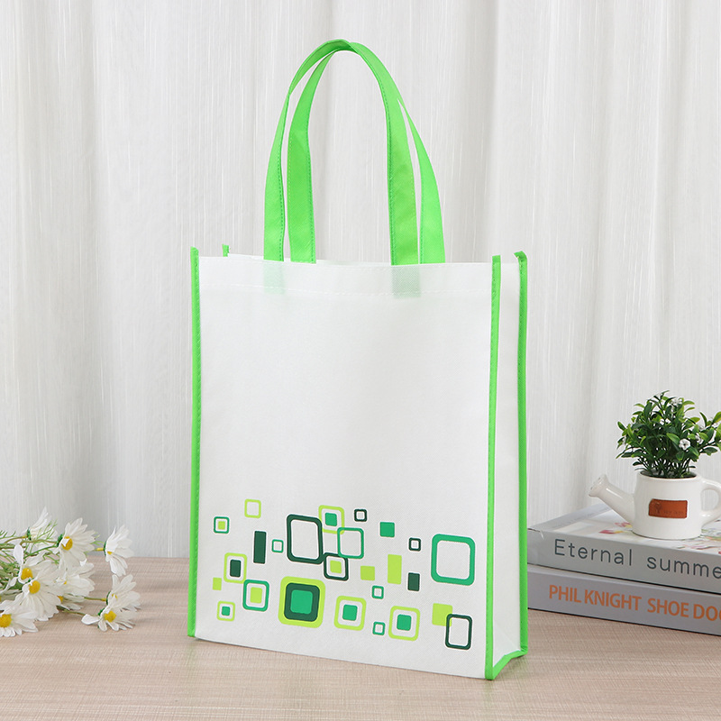 Bolsas de mano no tejidas de costura de automóviles de color bolsas de mano portátiles de ropa de compras bolsas de regalo no tejidas