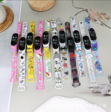 印花立体公仔电子手表高颜值防水夜光运动男女初中小学生卡通批发