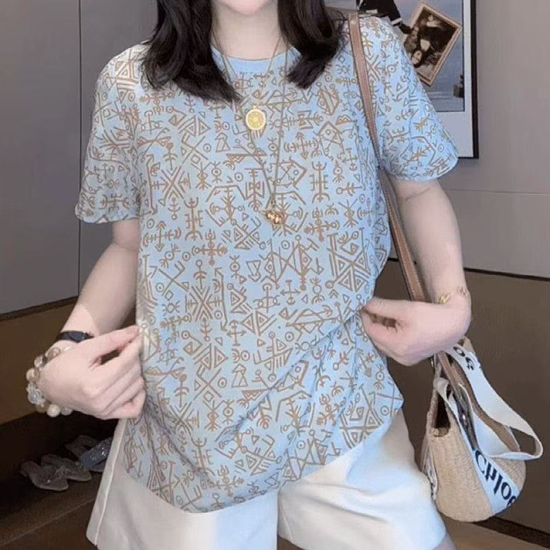 Vintage 2026 Round-Neck Printed T-Shirt for Women, Summer Stylish Slim-Fit Short-Sleeve Niche Plus-Size Top for Trendy Plus-Size Women Vintage 2026 Round-Neck Printed T-Shirt for Women, Summer Stylish Slim-Fit Short-Sleeve Niche Plus-Size Top for Trendy Plus-Size Women